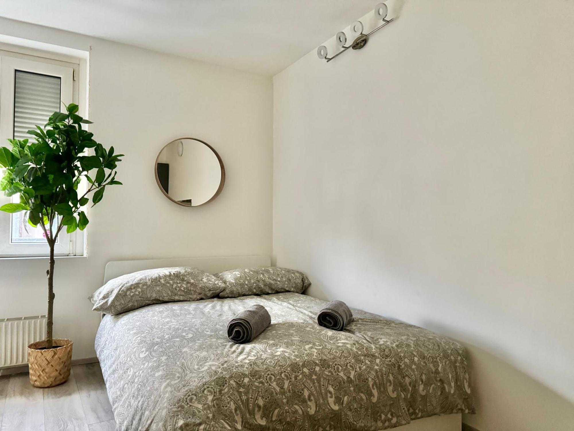 Stylish Schonbrunn Apartments With Free Parking Vienna Luaran gambar